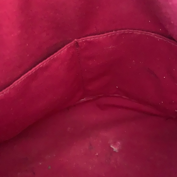 - Coach Signature Hobo Bag - Picture 10 of 11